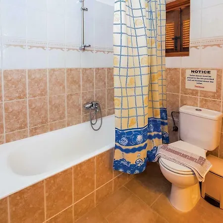 Ano Sleeps 4 Pool Air Con T801665 리글리아